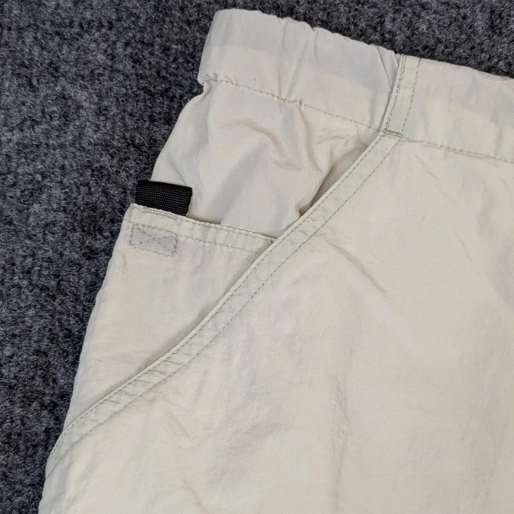 Vintage St Johns Bay Mens Beige Nylon Cargo Shorts Packable Belted Size Large